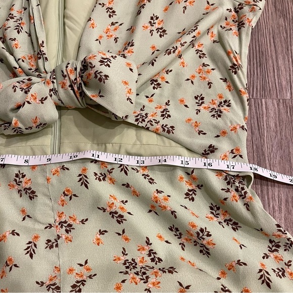 WAYF Rosalind Ditzy Floral Tie Front Midi Dress Women’s XL Green Coquette Brunch - Picture 8 of 10